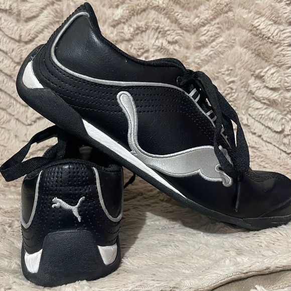 Puma Ladies Size 5.5 - Picture 2 of 3
